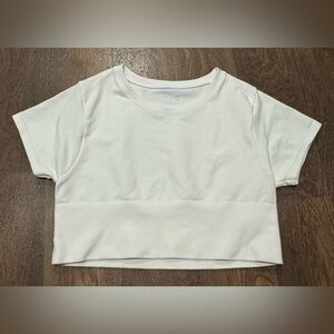 Aerie Offline Sidewalk Seamless Cropped T-Shirt Size Large White